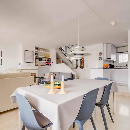 128 - Beautiful Townhouse With Pool, * Benalmádena